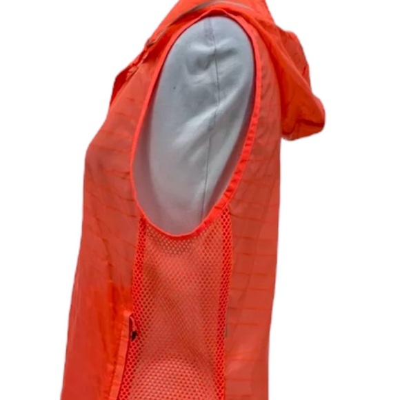 Women Adidas TKO Reflective Run Jacket Orange NWT (M) - Picture 5 of 7